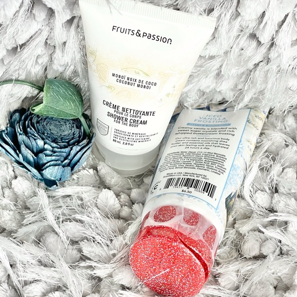 New w/tag Bundle Fruits & Passion Shower Cream (2oz)&Vanilla frosting Body Cream - Picture 5 of 6